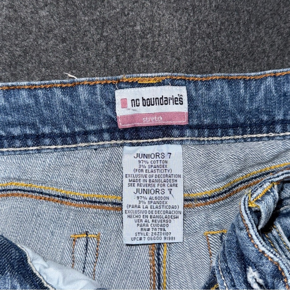 VTG Y2K No Boundaries Low Rise Micro Mini Jeans Shorts Sz 27 Grunge Preppy Denim - Picture 6 of 6